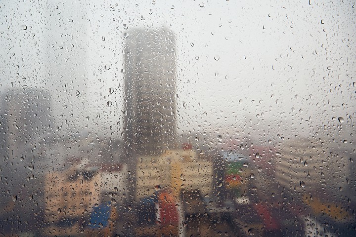 дождь за окном фото